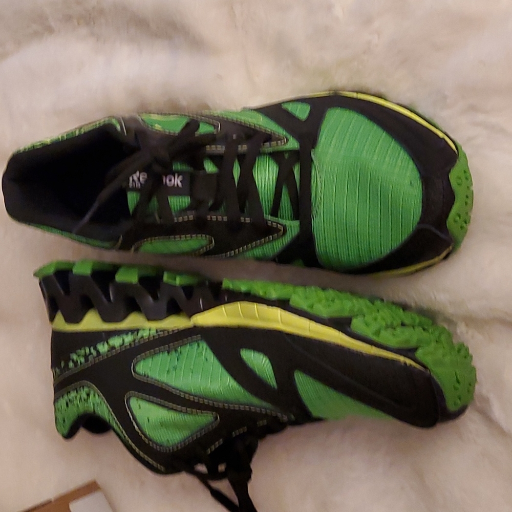 Winter Edition Reebok Zigtech Zigkick Trail Shoes 1.0 M6.5/UK6/EU38.5